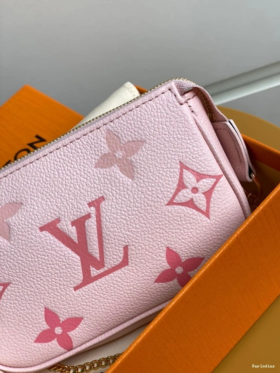Repzbay VUITTON POCHETTE MINI ACCESSOIRES LOUIS 0709